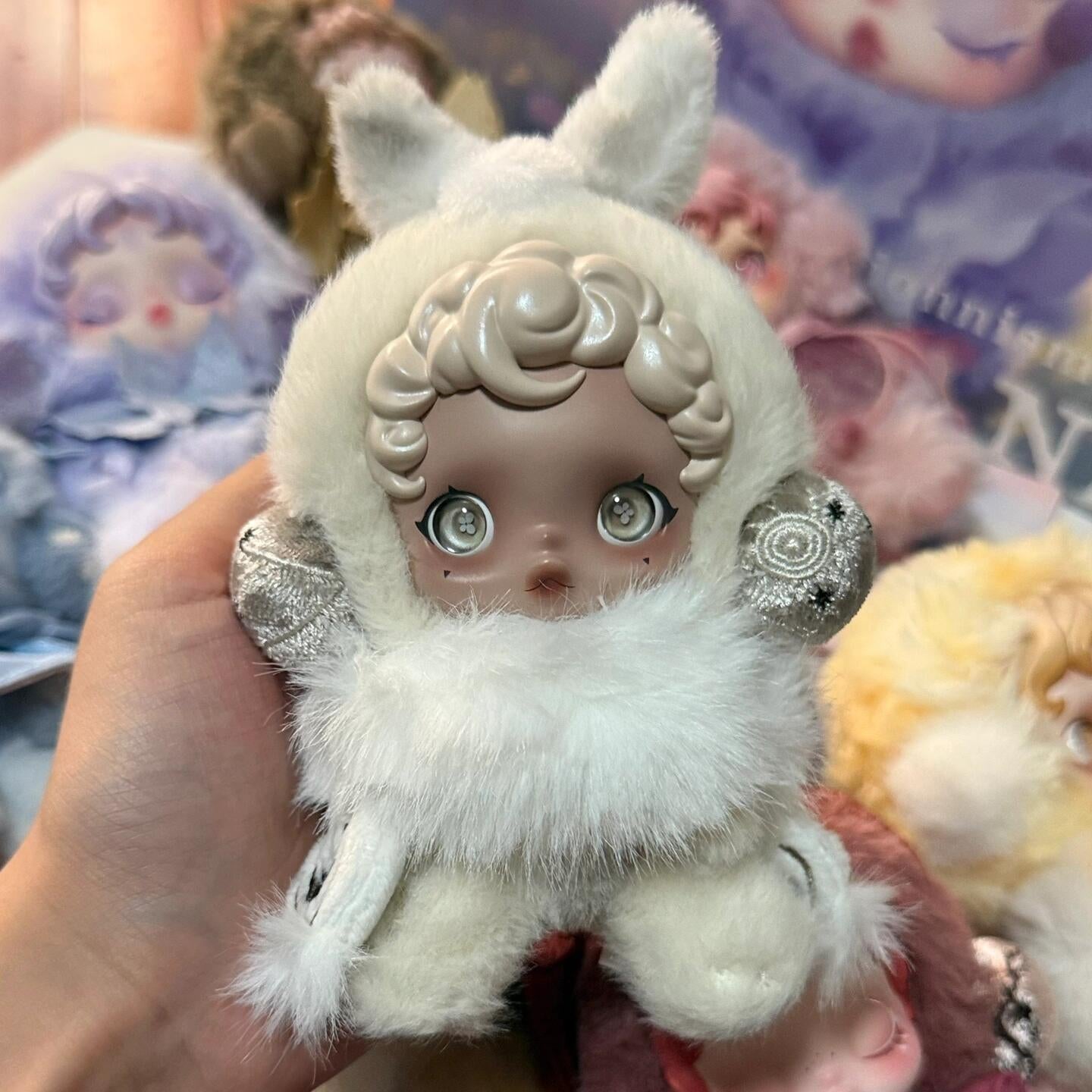 θSKULLPANDA L'impressionnisme Series Plush Doll